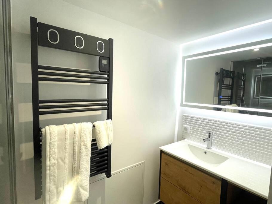 ヴィエンヌGrand T2 Rue Simeon Gouetアパートメント エクステリア 写真